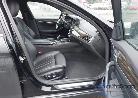 2019 BMW 530I xDrive из США, поврежденный, VIN WBAJA7C59KWW16522